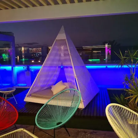 Bonito Vistal Bristol Sunset * 코라레호